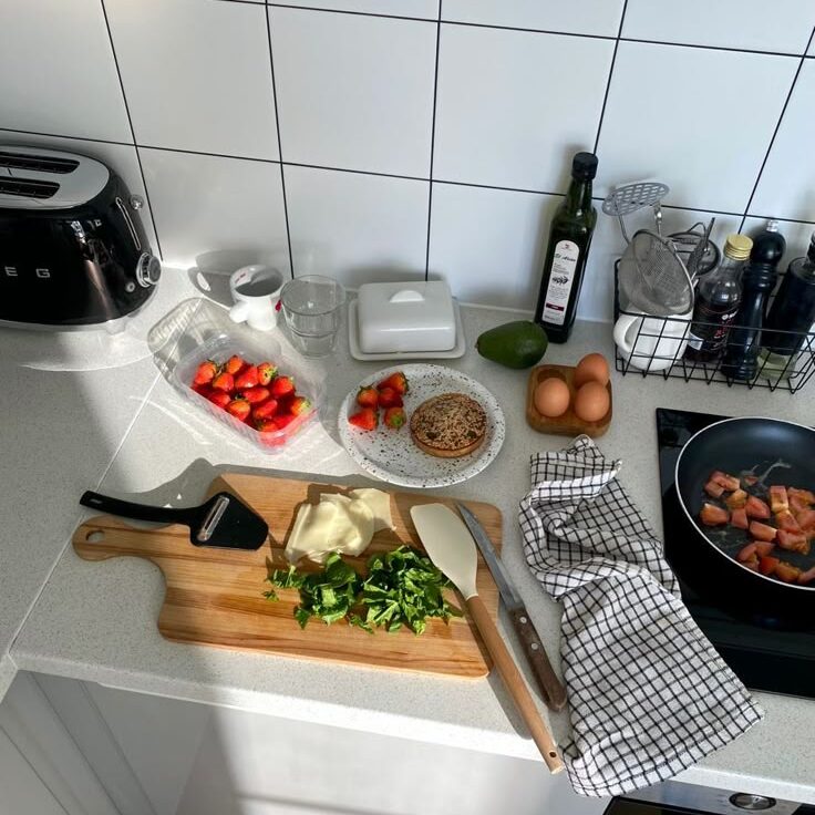 Küche während dem Kochen